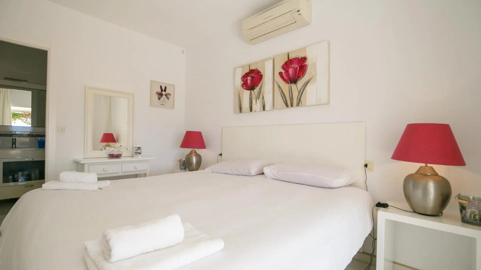Bungalow Claire Callao Salvaje