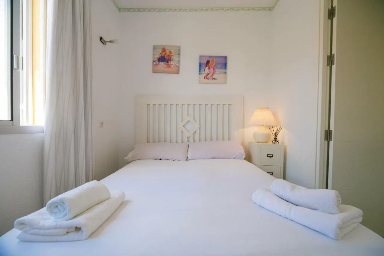 Bungalow Claire Callao Salvaje 0*,